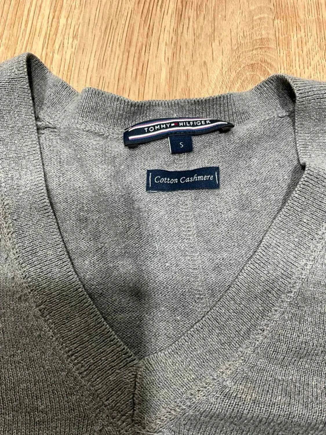 Pull Tommy Hilfiger V-neck Femme S coton cashmere Gris – photo 5